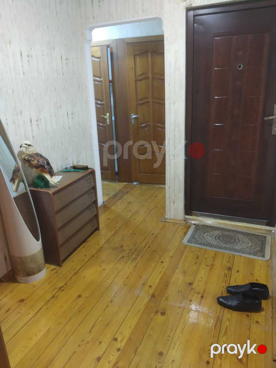 Satılır 4 otaqlı köhnə tikili 100 m² — Mənzil, Bakı (9)