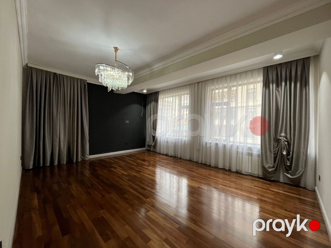 Satılır 3 otaqlı yeni tikili 135 m² — Mənzil, Bakı (2)