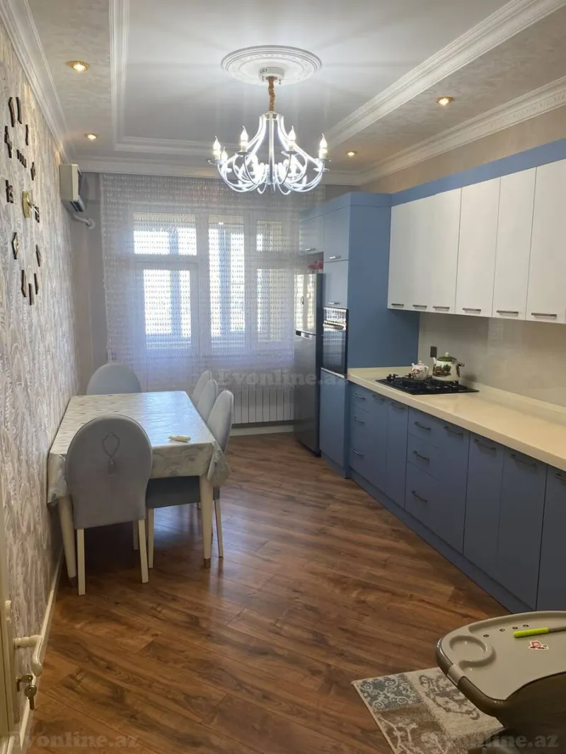 Satılır 3 otaqlı Mənzil Yeni tikili 132 m² Bakı, Yasamal r., İnşaatçılar m., Yeni Yasamal — Mənzil, Bakı (7)