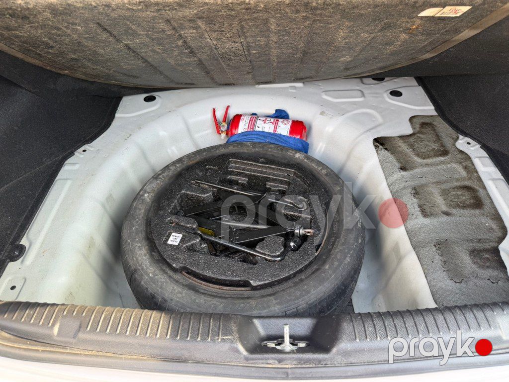 Hyundai Avante, 1.6 L, 2014 il, 136 850 km — Avtomobillər, Bakı (12)