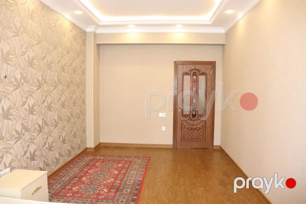Yasamal rayonu, Elmlər metrosunun yaxını, İlahiyyat Məscidinin — Mənzil, Bakı (9)