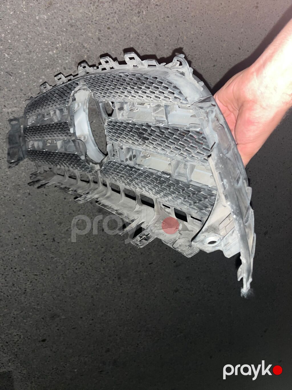 Salam. mercedes üçün ön radiator barmaqlığı. 7/24 zəng və wp da yaza — Kuzov hissələri, Bakı (7)