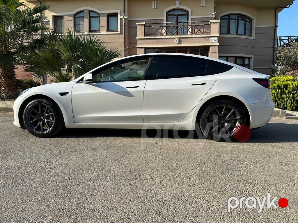 Tesla Model 3, 60 kWh, 2022 il, 60 000 km — Avtomobillər, Bakı (9)