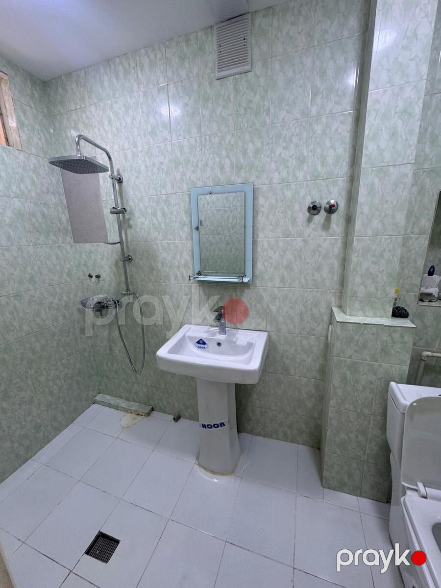 İcarəyə verilir 2 otaqlı köhnə tikili 65 m² — Mənzil, Bakı (10)