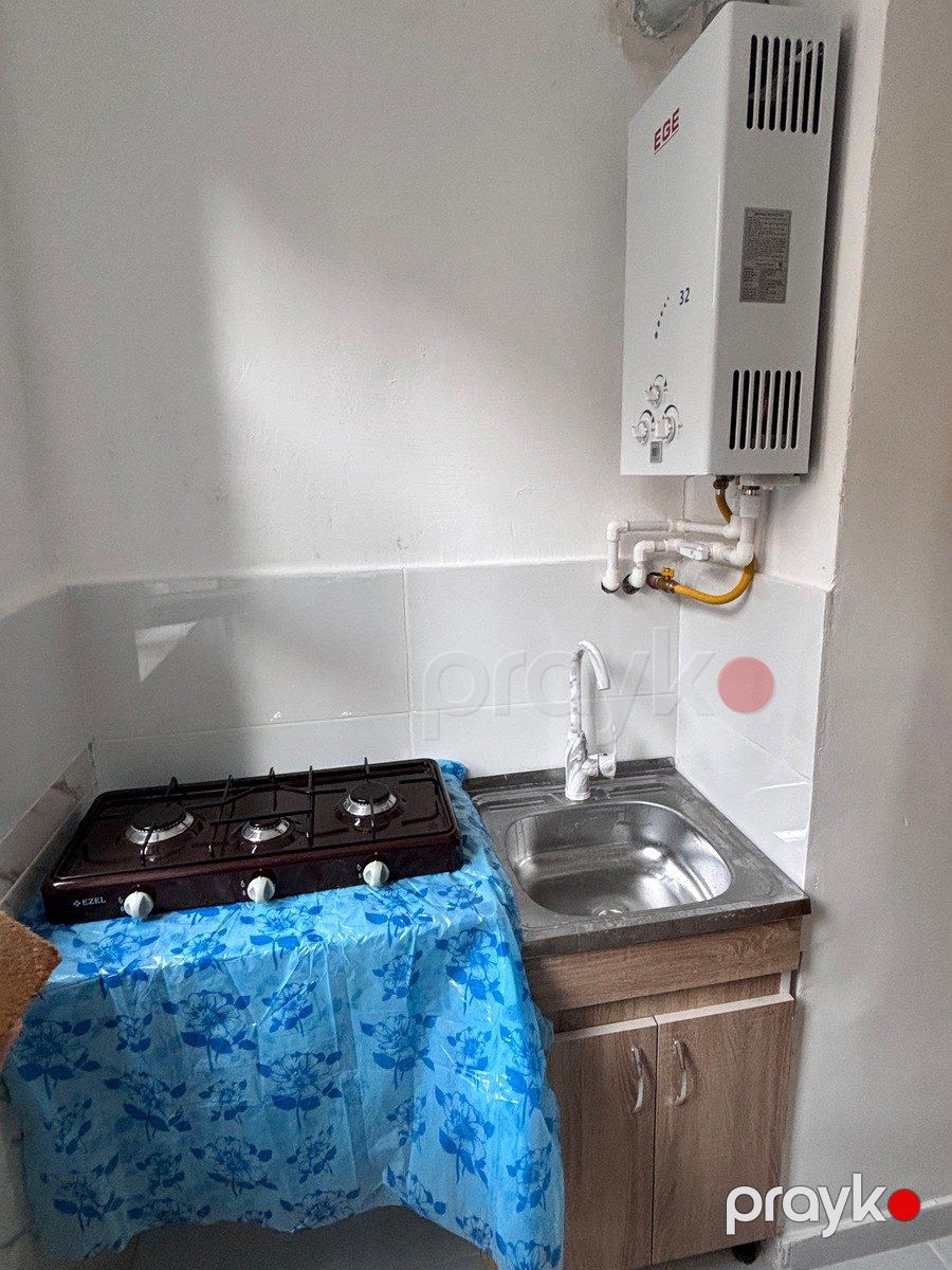 İcarəyə verilir 1 otaqlı köhnə tikili 20 m² — Mənzil, Bakı (8)