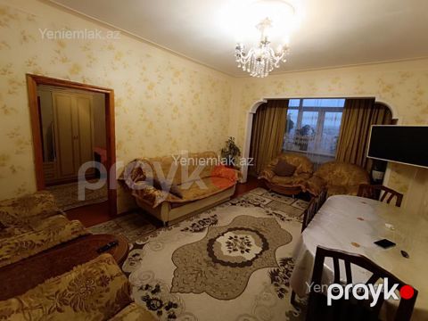 Satılır 5 otaqlı Bina evi menzil (Köhnə tikili), 110 m², 18-ci mikrorayon — Sumqayıt