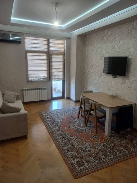 İcarəyə verilir 1 otaqlı yeni tikili 70 m² — Bakı