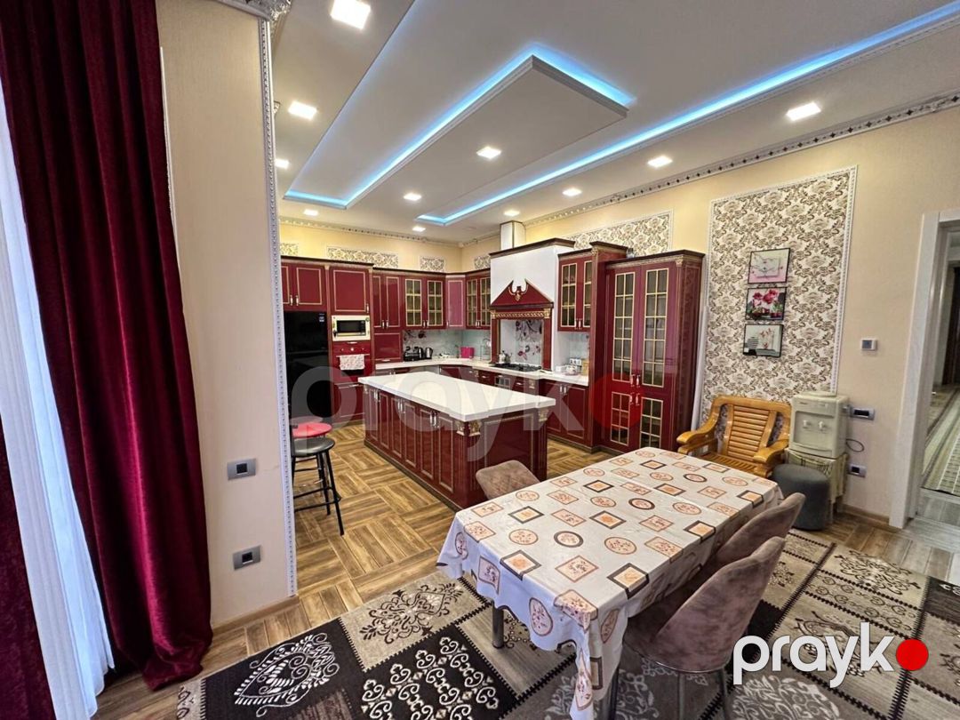 Satılır 7 otaqlı həyət evi/bağ evi 350 m² — Ev, villa, Bakı (10)