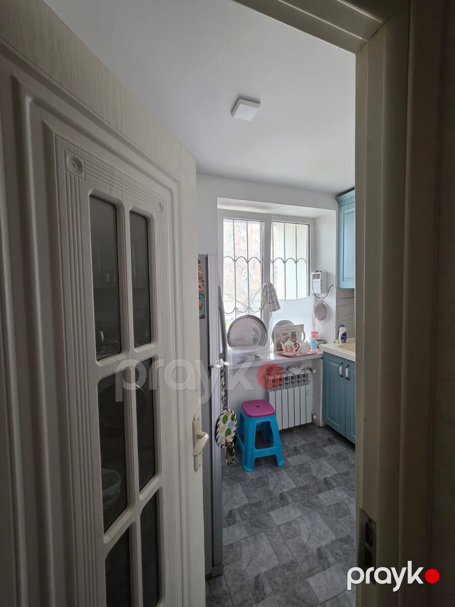 Satılır 2 otaqlı köhnə tikili 60 m² — Mənzil, Bakı (9)