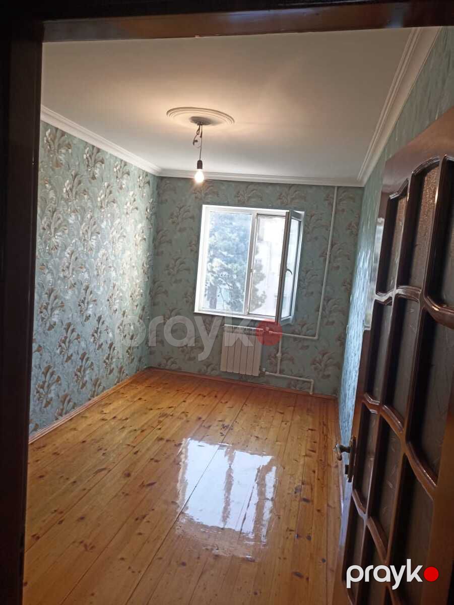 Satılır 4 otaqlı köhnə tikili 100 m² — Mənzil, Bakı (5)