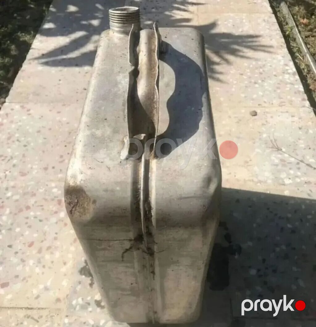Metal yanacaq bidonu - Material: qalın metal (polad) - Həcm: təqribən — Təmizləmə vasitələri, Bakı (3)