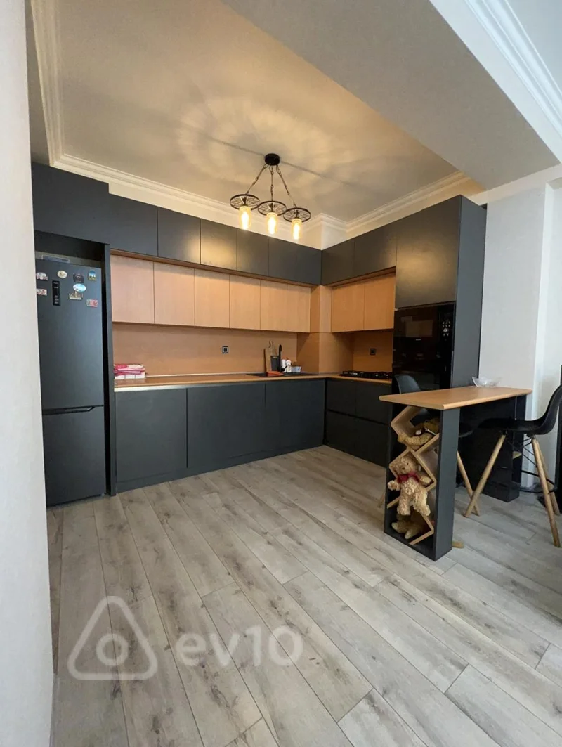 3 otaqlı mənzil, 100 m², Həsən bəy Zərdabi küçəsi — kirayə — Bakı