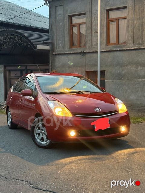 Toyota Prius, 1.5 L, 1.3 kWh, 2008 il, 199 000 km — Zaqatala