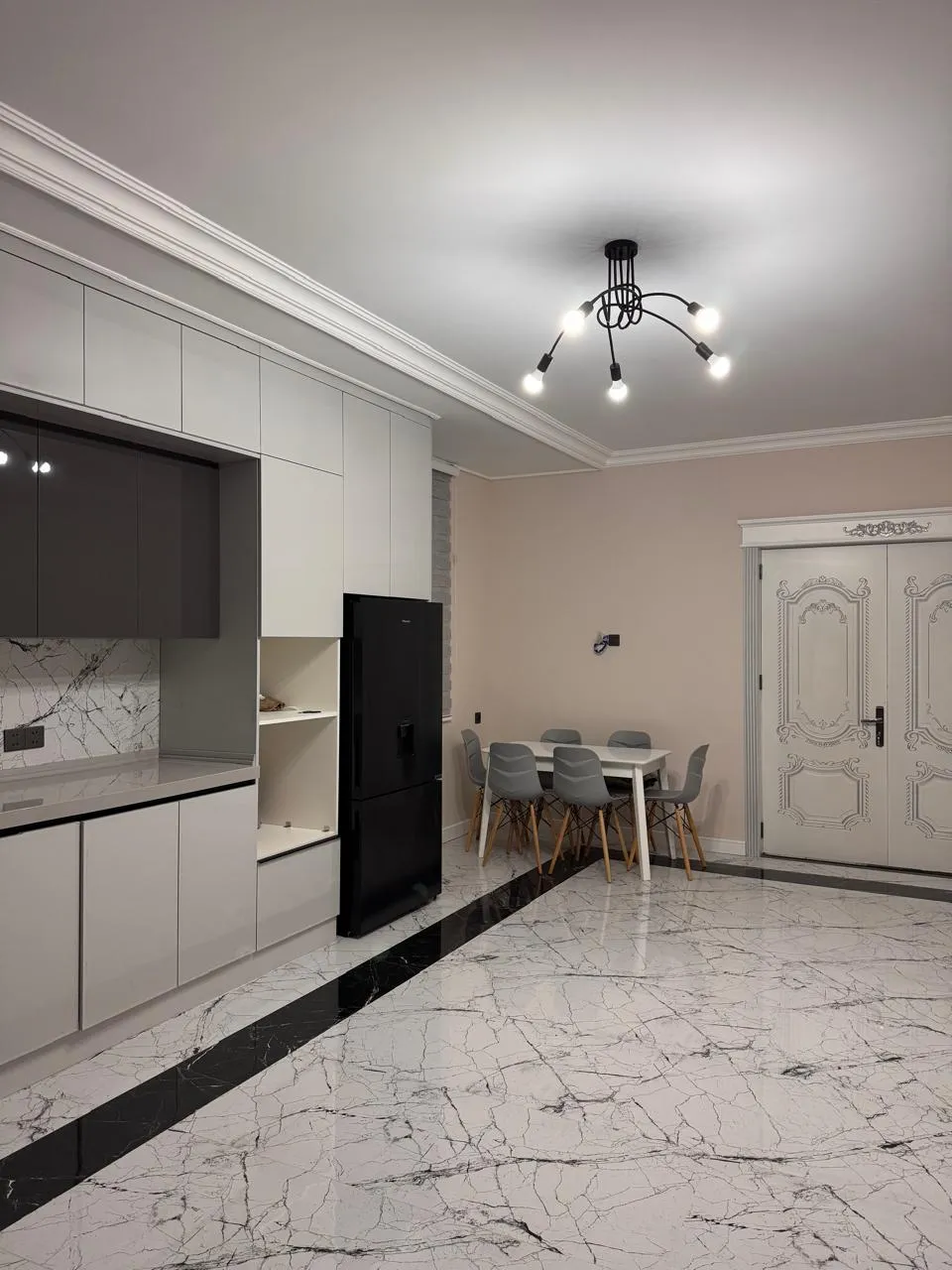 Şüvəlan, 6 otaqlı Villa satılır - 300 m², 3 mərtəbə, 11 sot — Ev, villa, Bakı (5)