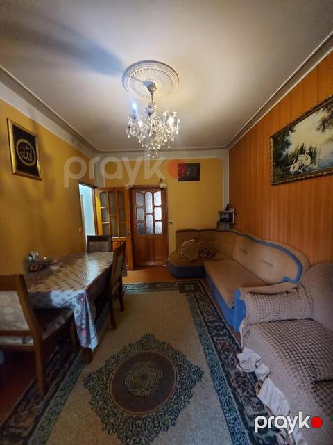 Satılır 3 otaqlı köhnə tikili 60 m² — Bakı