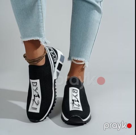 Nike, Ölçü: 40, rəng - Qara, Yeni — Bakı