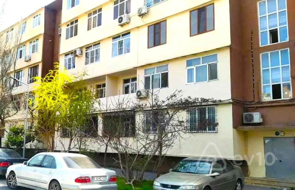 3 otaqlı mənzil, 60 m², Əhmədli qəs.R.Məmmədov küç — Bakı