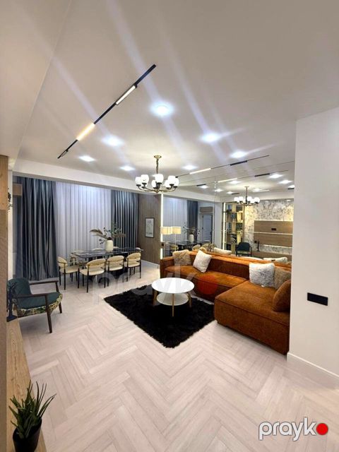 Satılır 3 otaqlı yeni tikili 118 m² — Bakı