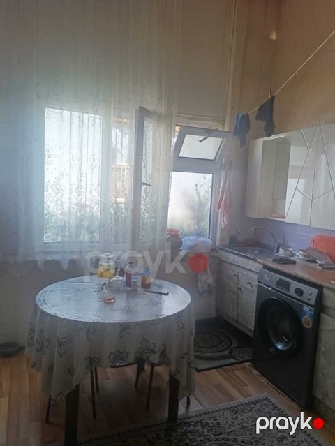 İcarəyə verilir 2 otaqlı köhnə tikili 65 m² — Bakı