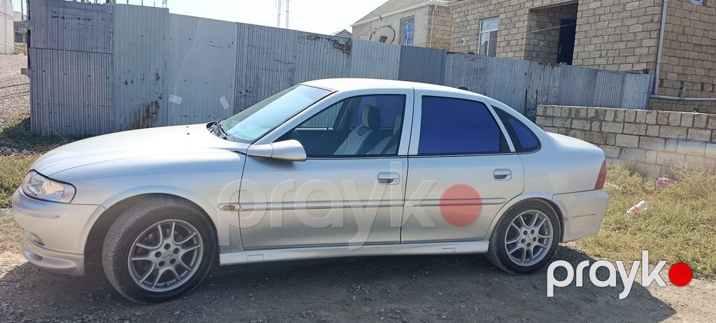 Opel Vectra B sedan – gümüşü rəng - Kuzov: 4 qapılı sedan — Avtomobillər, Bakı (8)