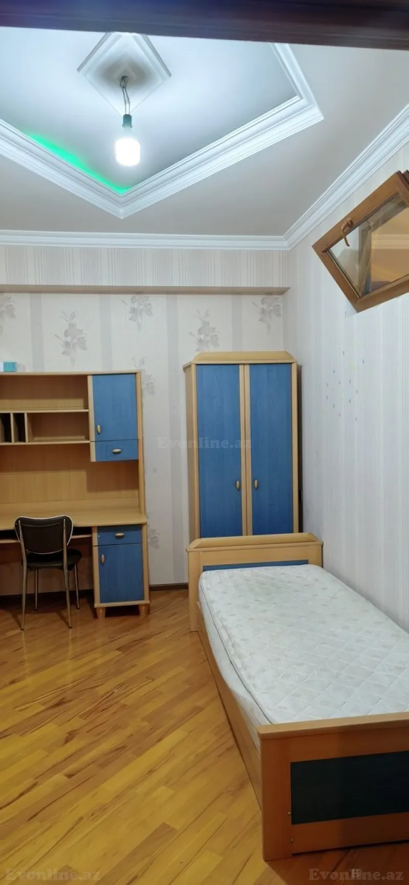 Kirayə verilir 3 otaqlı Mənzil Yeni tikili 90 m² Bakı, Nizami r., Neftçilər m — Bakı