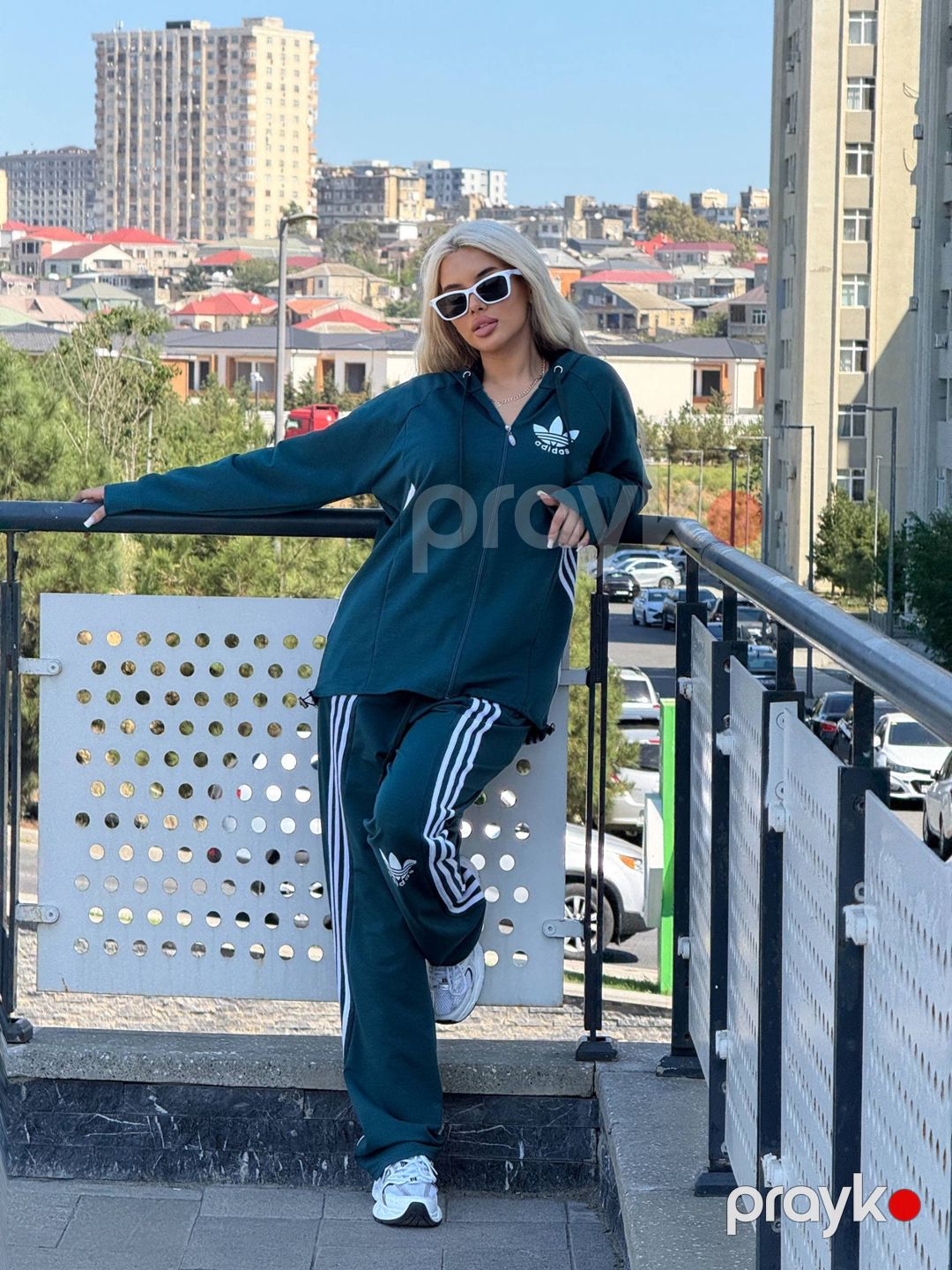 Qadın idman kostyumu, yaşıl, iki iplik, ölçü L — Mallar, Bakı (3)