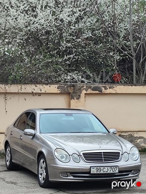 Mercedes E 240, 2.6 L, 2004 il, 248 000 km — Qusar