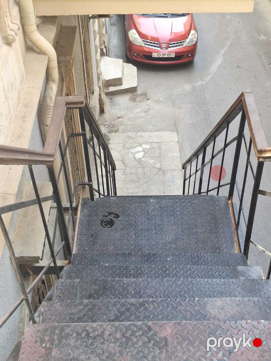 İcarəyə verilir 1 otaqlı köhnə tikili 32 m² — Mənzil, Bakı (6)