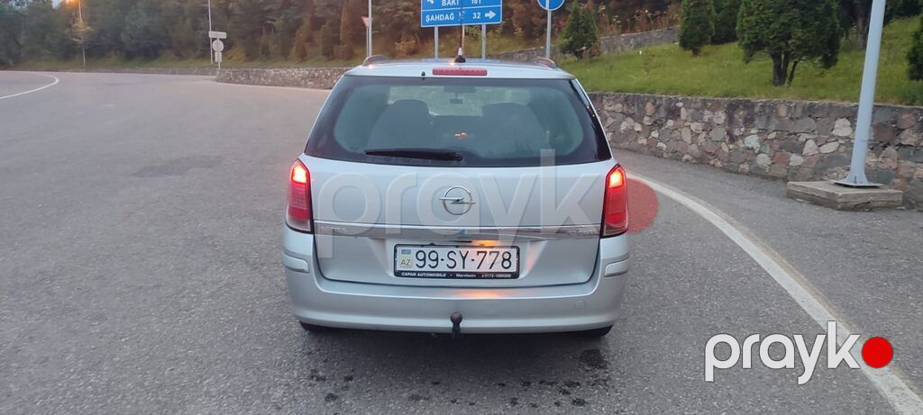 Opel Astra: 1.6 l 2005 il Universal — Avtomobillər, Quba (4)