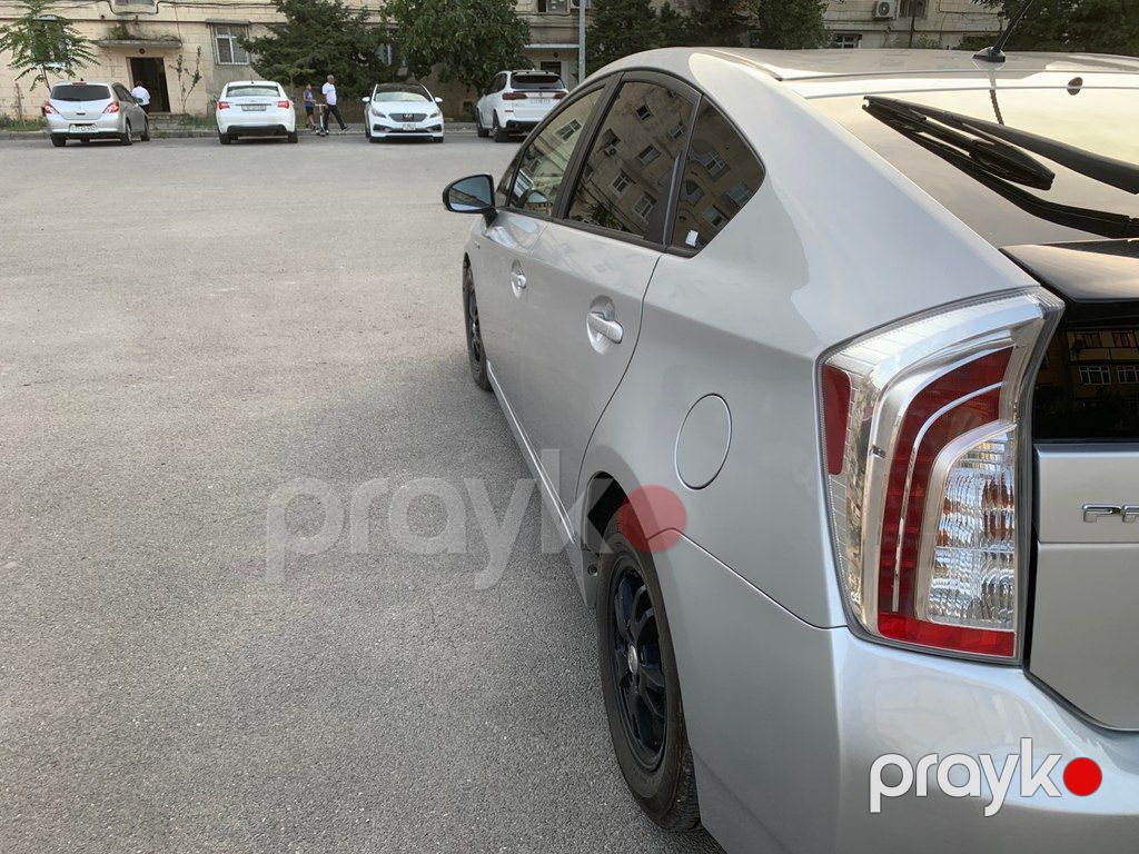 Toyota Prius, 1.8 L, 1.3 kWh, 2012 il, 391 000 km — Avtomobillər, Bakı (9)