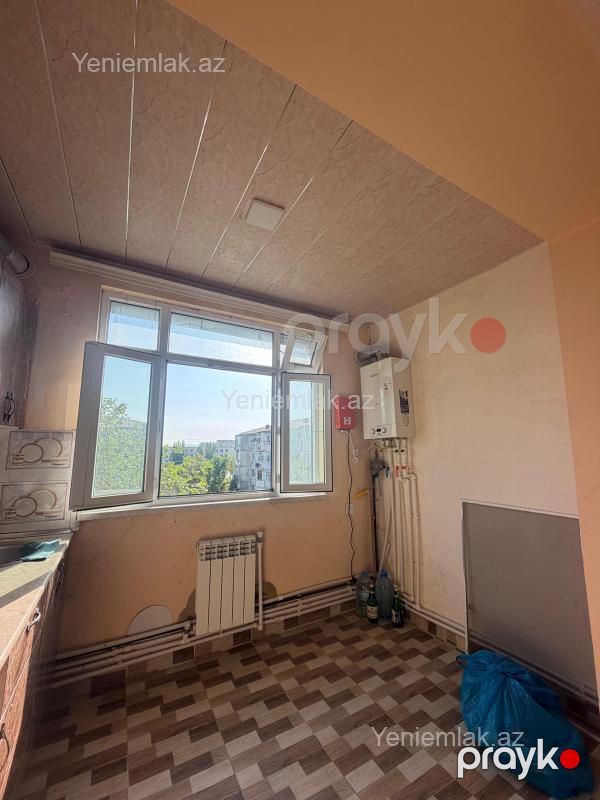 Satılır 2 otaqlı Bina evi menzil (Köhnə tikili), 48 m², 8-ci mikrorayon — Mənzil, Sumqayıt (8)