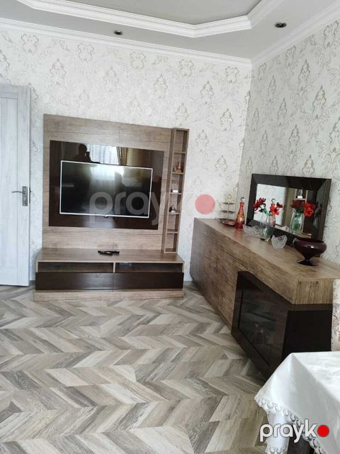 İcarəyə verilir 2 otaqlı köhnə tikili 65 m² — Bakı