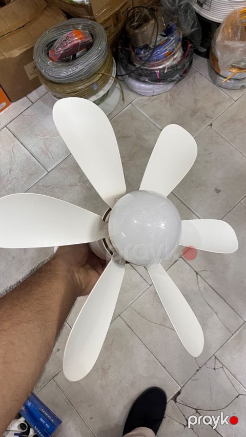 Ventliyator orta plastik 6pərli 30azn — Bakı