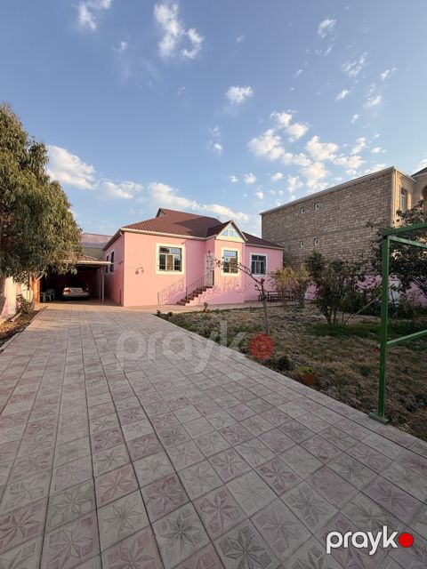 Satılır 4 otaqlı həyət evi/bağ evi 150 m² — Bakı