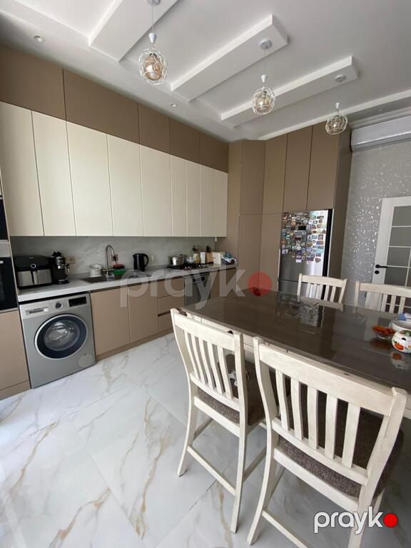Satılır 4 otaqlı həyət evi/bağ evi 240 m² — Ev, villa, Bakı (6)
