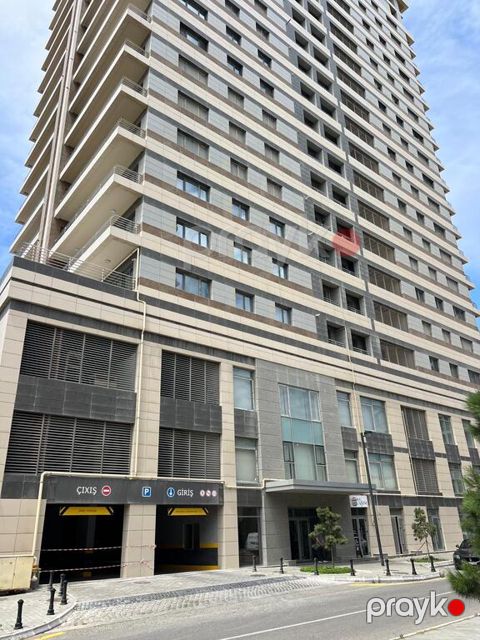 Satılır obyekt 300 m² — Bakı