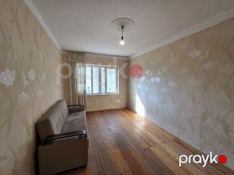Satılır 2 otaqlı köhnə tikili 50 m² — Bakı