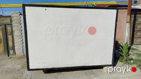Metal karkaslı, ağ rəngdə sandıq/konteyner - Material: qalın metal — Digah