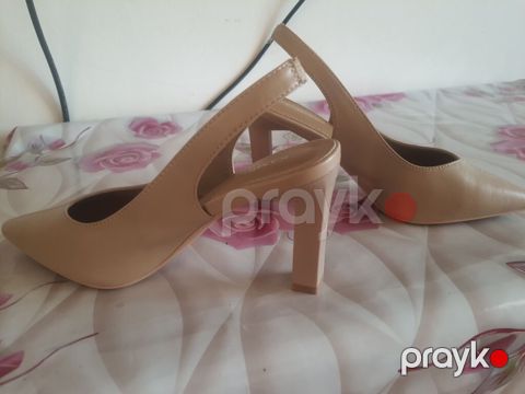 Bej rəngdə qadın rahat dabanlı ayaqqabı - Model: Slingback (açıq — Bakı
