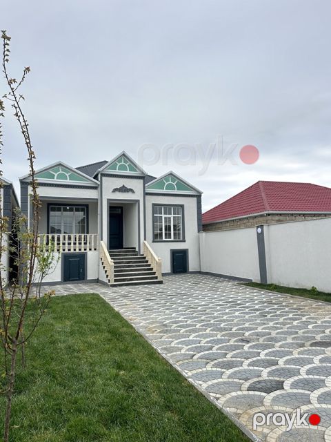 Satılır 4 otaqlı həyət evi/bağ evi 120 m² — Bakı
