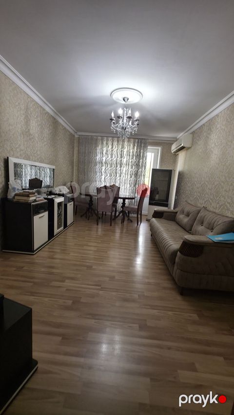İcarəyə verilir 3 otaqlı köhnə tikili 80 m² — Bakı