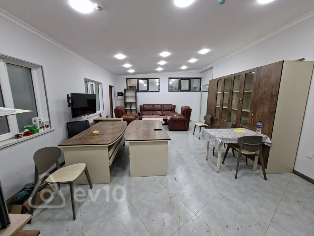 Ofis, 60 m², Azad Mirzəyev 24 — kirayə — Bakı