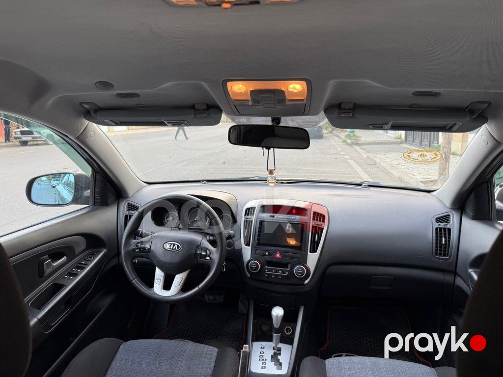Kia Ceed SW, 1.6 L, 2010 il, 350 000 km — Avtomobillər, Bakı (3)