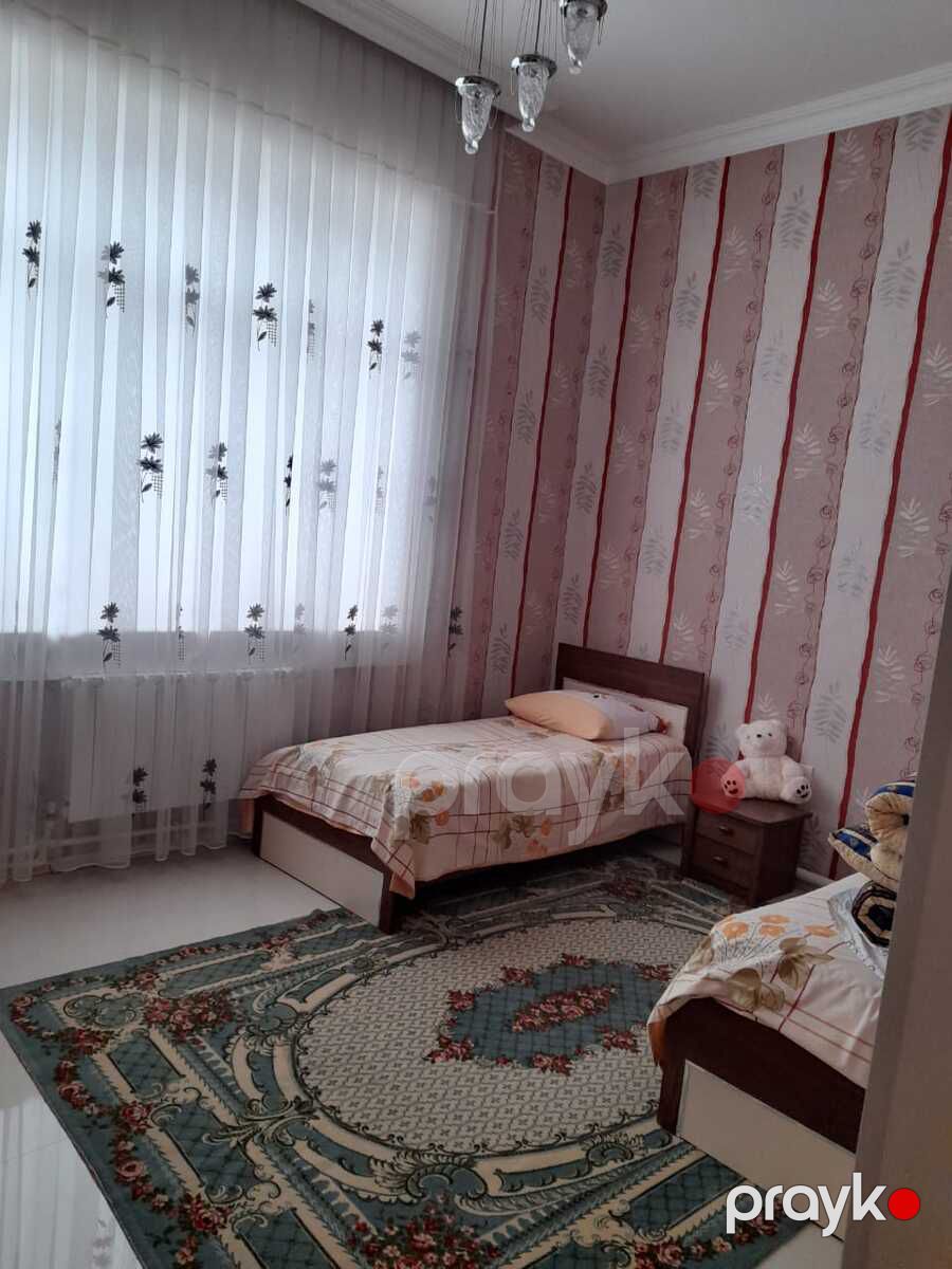 Villa, Sulutəpə qəs — Ev, villa, Bakı (12)