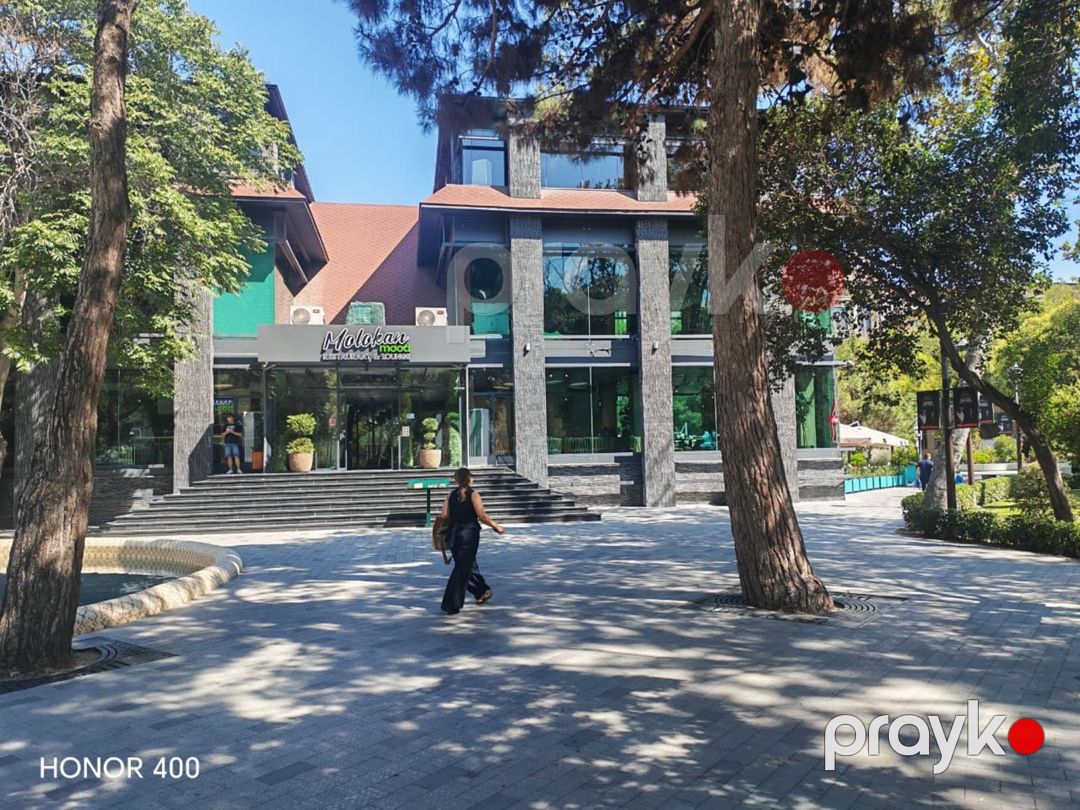 Satılır 2 otaqlı köhnə tikili 110 m² — Mənzil, Bakı (12)