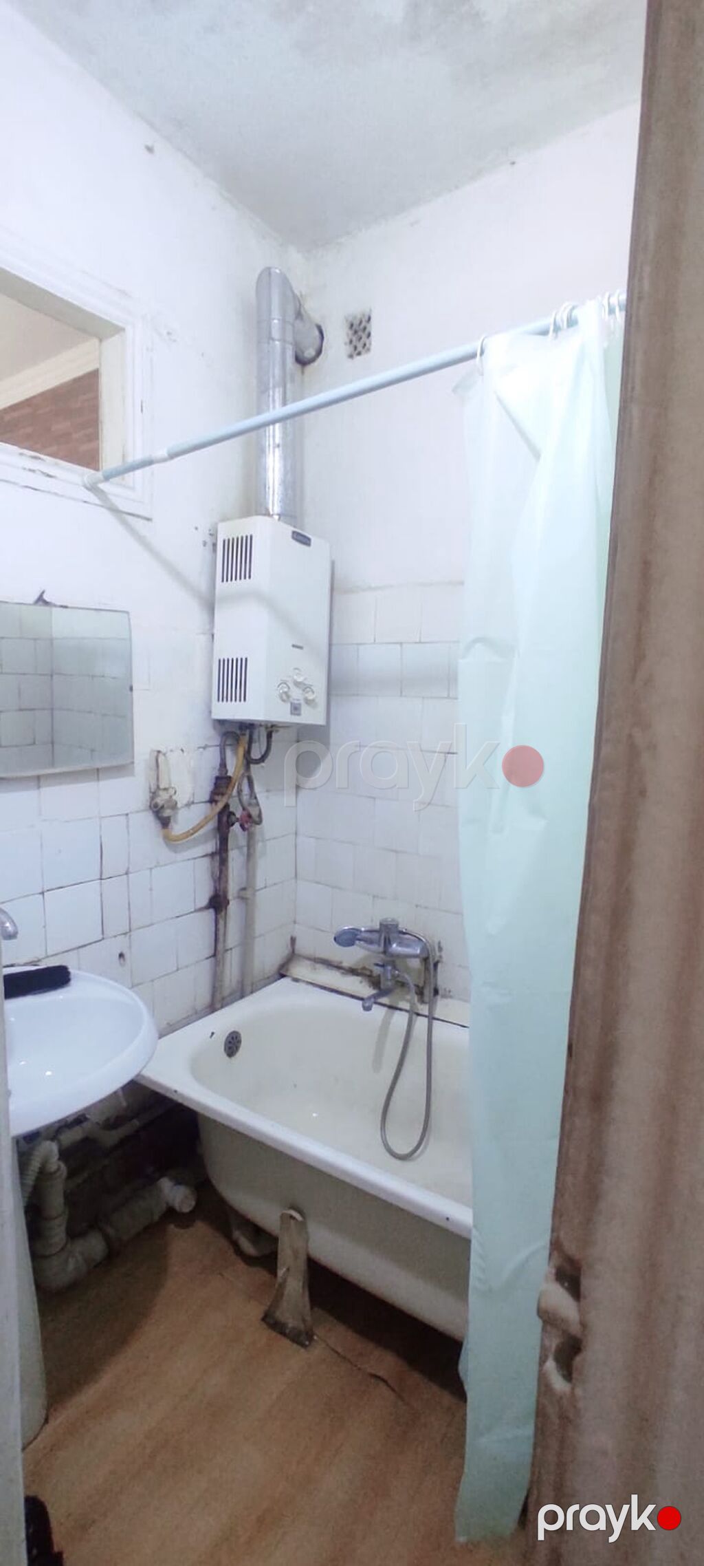 2 otaqlı mənzil. Mənzildə yataq otağı, geniş qonaq otağı, ayrıca — Mənzil, Bakı (2)
