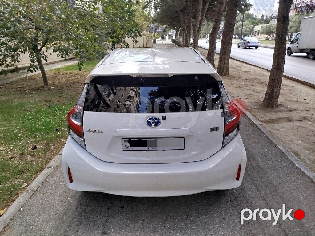 Toyota Aqua, 1.5 L, 0.87 kWh, 2019 il, 164 203 km — Avtomobillər, Bakı (8)
