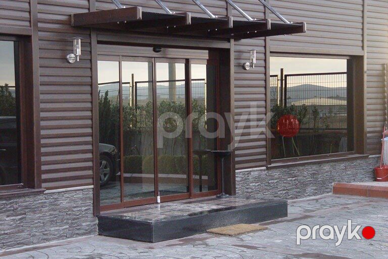 Avtomatik şüşə qapı — Pəncərələr, qapılar, balkonlar, Bakı (7)
