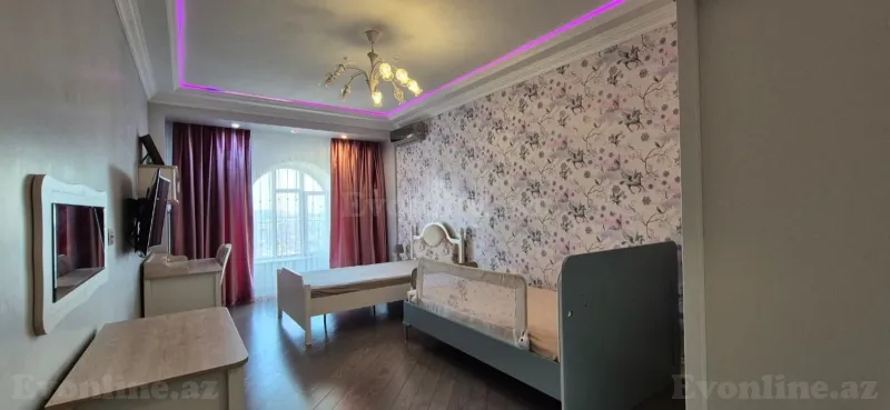Satılır 4 otaqlı Mənzil Yeni tikili 290 m² Bakı, Yasamal r., 20 Yanvar m., Yasamal — Mənzil, Bakı (2)