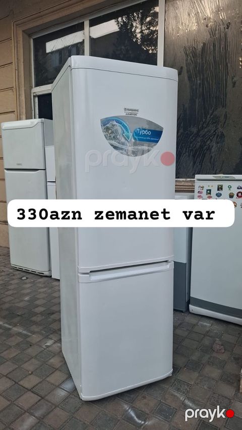 Hotpoint-Ariston iki kameralı soyuducu - Üst kamera: soyuducu bölmə — Bakı